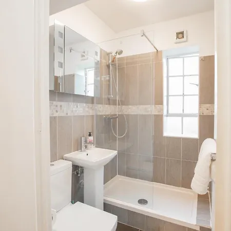 Studio At Chelsea Cloisters Hotel London Exterior photo